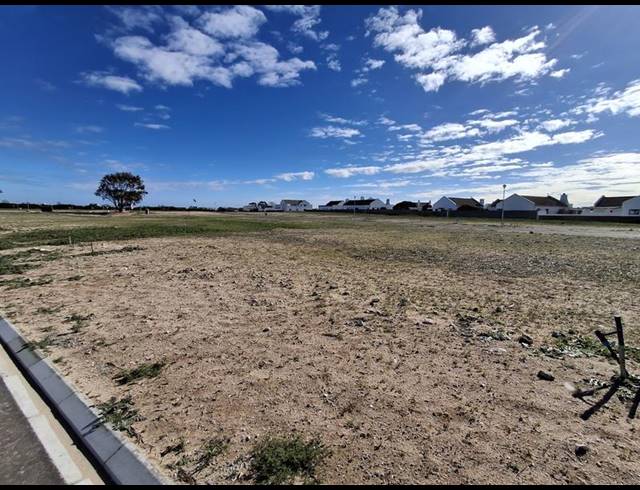 LAND FOR SALE IN BRITANNIA BAY